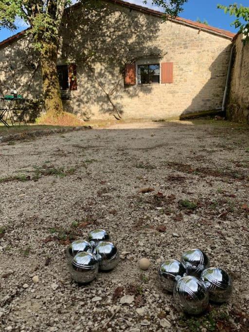 Uniquely Private Holiday Villa In The Charente Puyreaux Exterior photo
